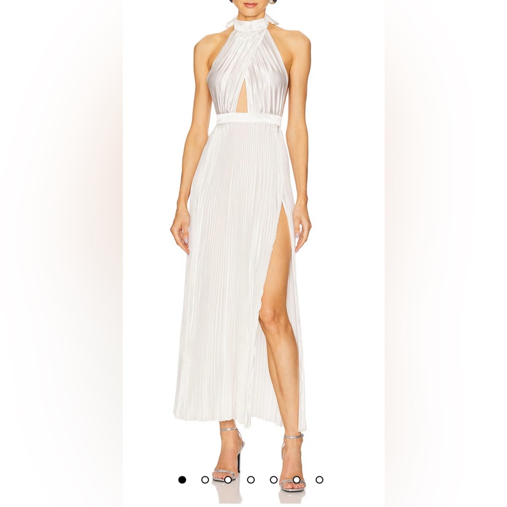 White L’Idee gown. Size 0 (US)